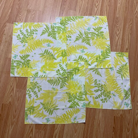 Set of 4 Vintage Fern Butterfly Cotton Napkins Yellow Green 70s - Picture 1 of 4